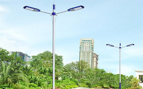 林芝太阳能路灯地脚螺栓规格：防止倾倒的关键